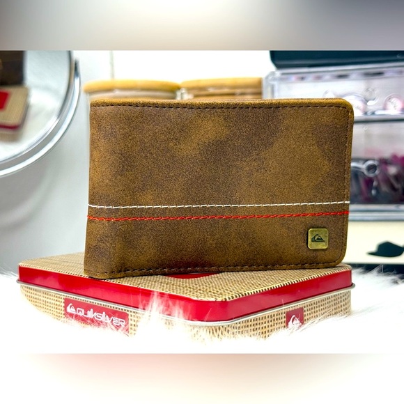 Quiksilver Brown Bifold Wallet - Picture 11 of 12